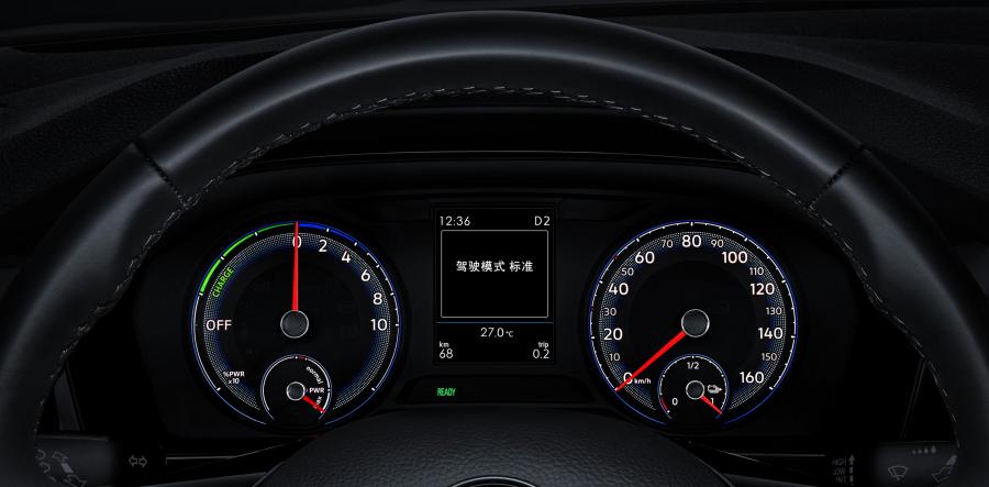 Панель приборов Volkswagen e-Lavida 2019 года  (фото 2 из 44)